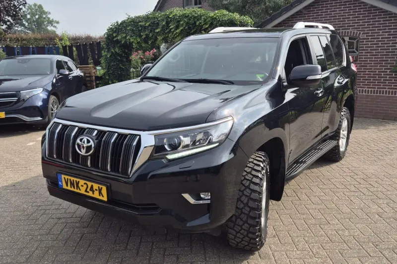 Toyota Land Cruiser (2021)