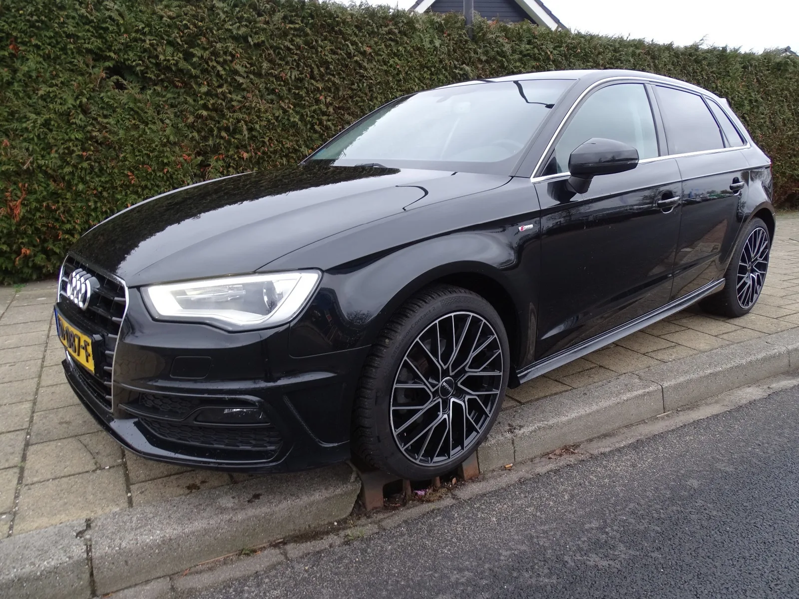 Audi A3 (2016) — foto 1