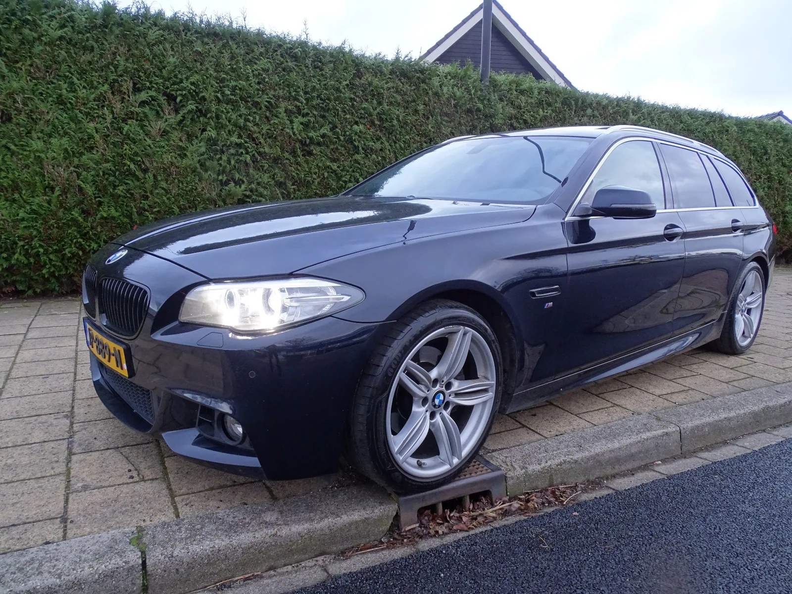 BMW 5-Serie (2016) — foto 1