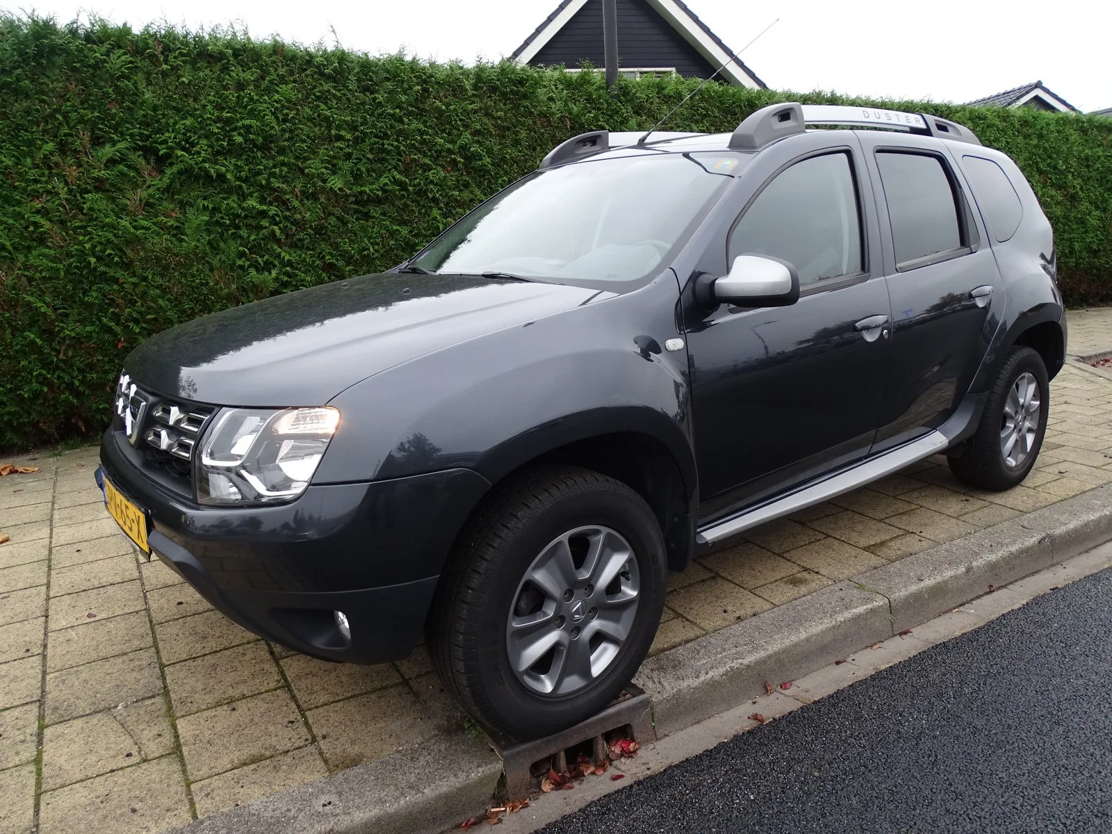 Dacia Duster (2017) — foto 1