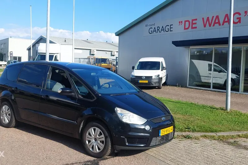 Ford S-Max (2010)