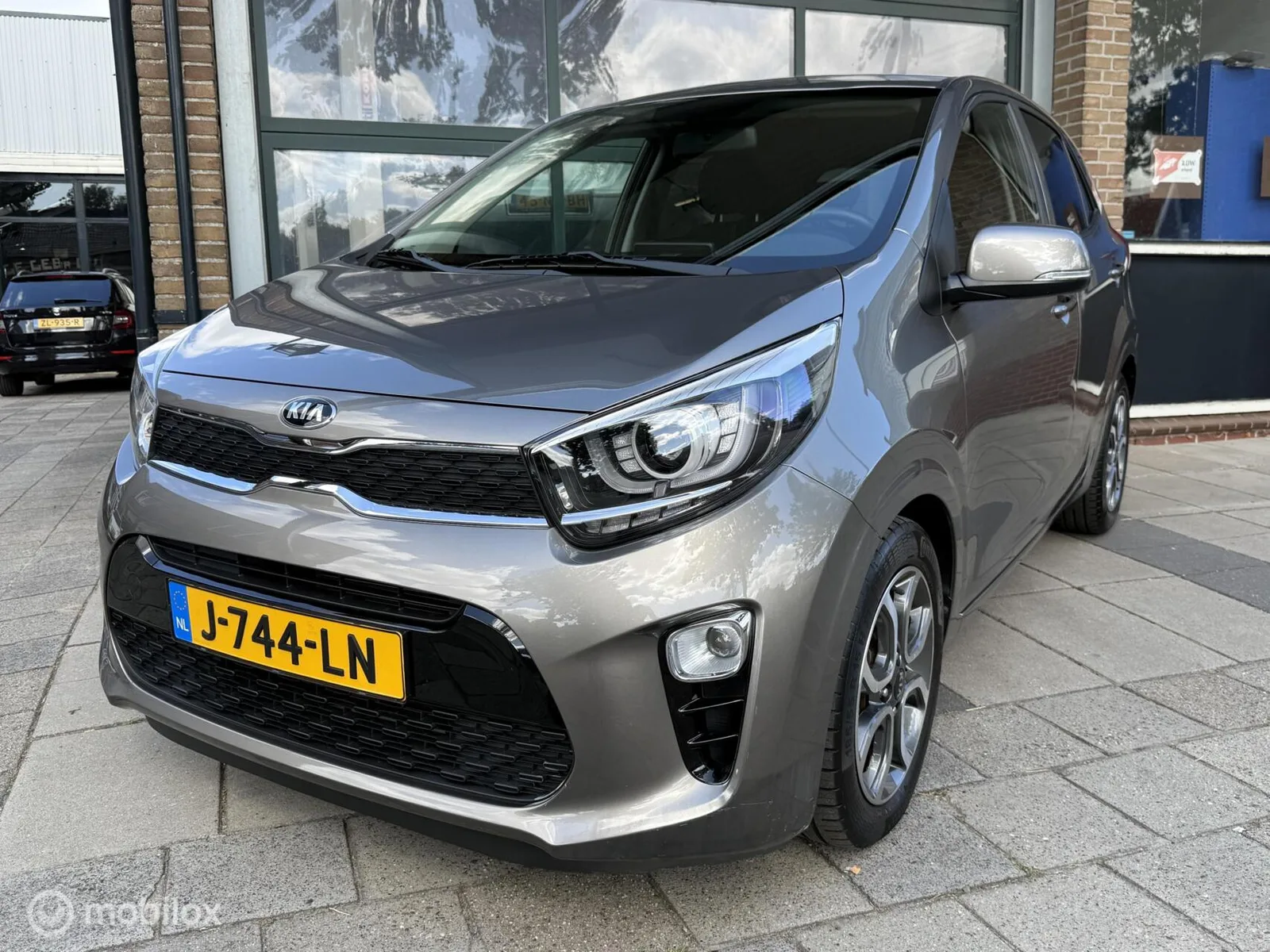Kia Picanto (2020) — foto 1