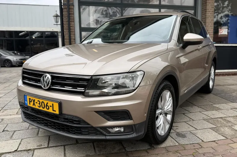 Volkswagen Tiguan (2017)
