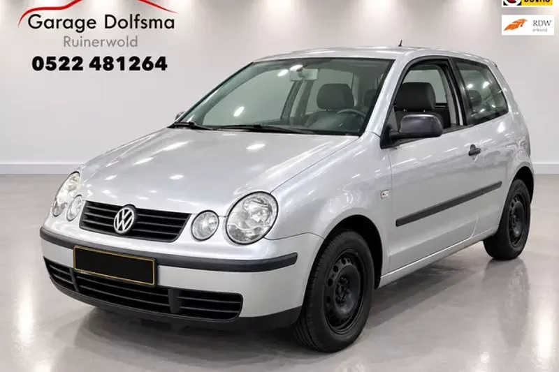 Volkswagen Polo (2002)