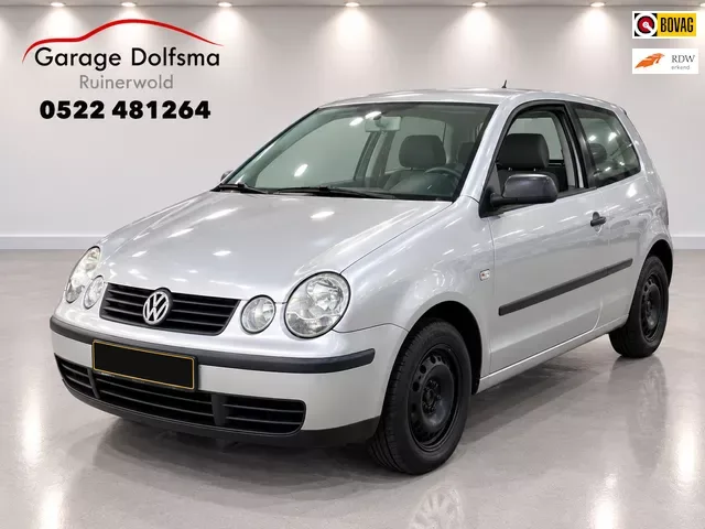 Volkswagen Polo (2002) — foto 1