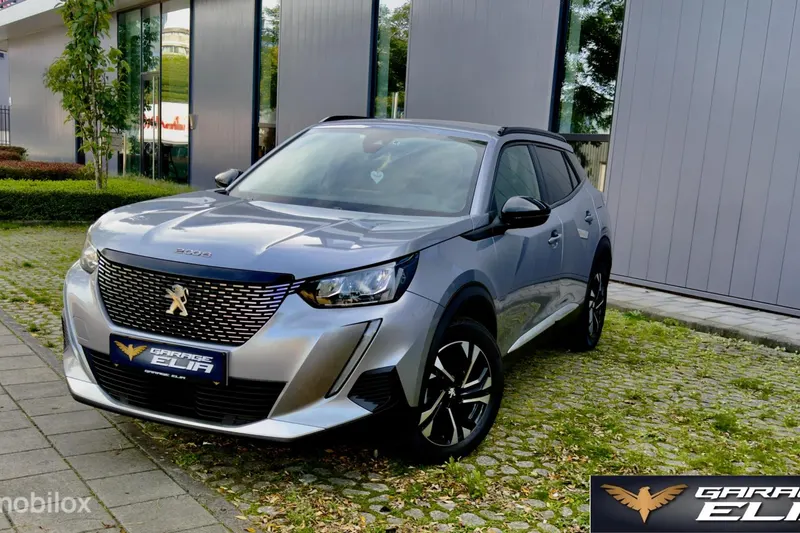 Peugeot 2008 (2023)
