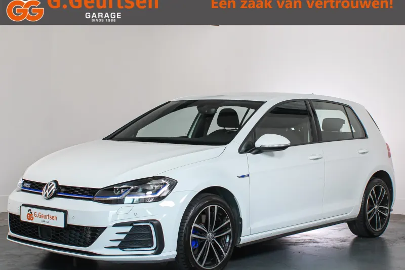 Volkswagen Golf (2020)