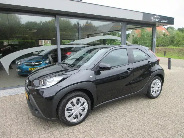 Toyota Aygo X (2023) — foto 1