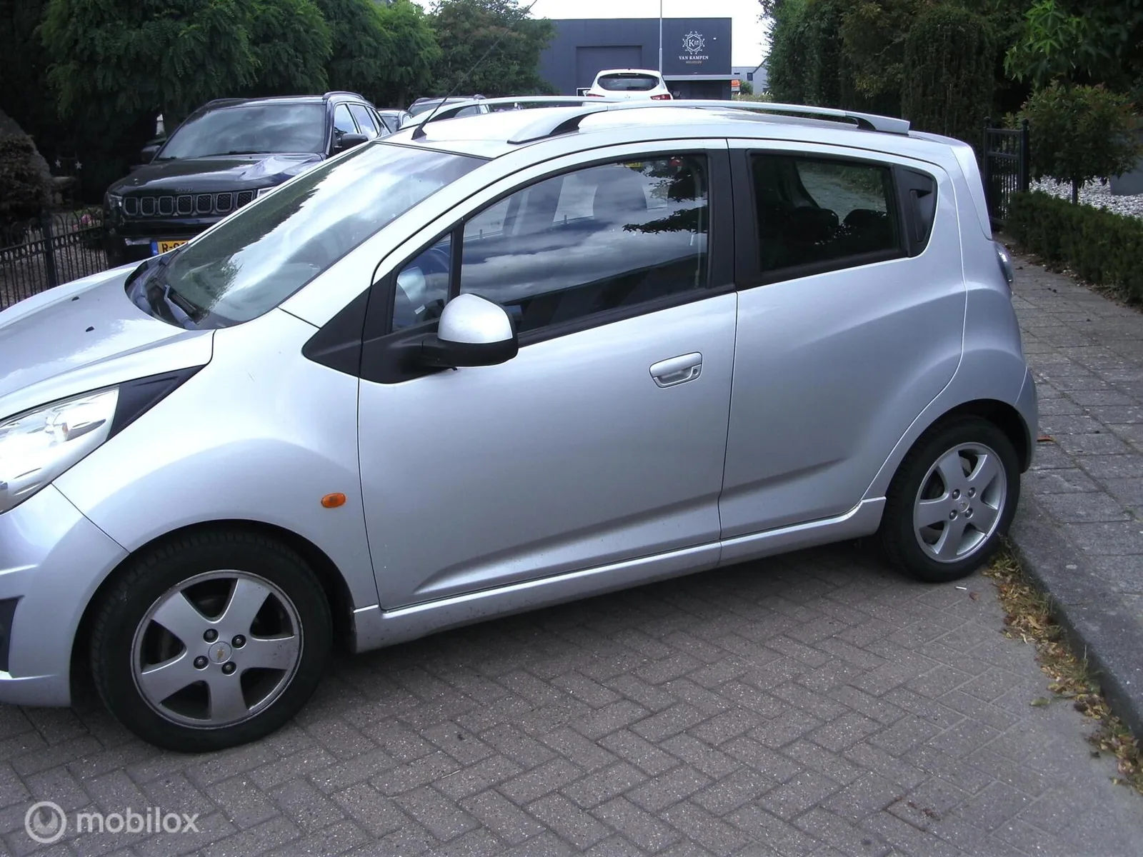 Chevrolet Spark (2011) — foto 1