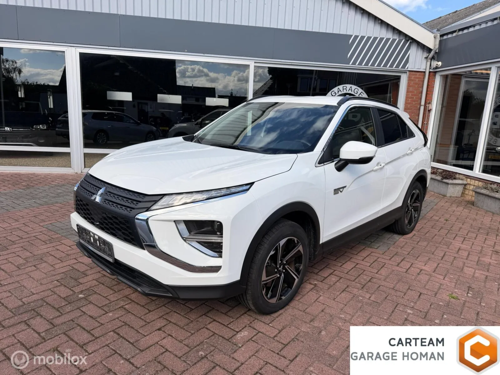 Mitsubishi Eclipse Cross (2022) — foto 1