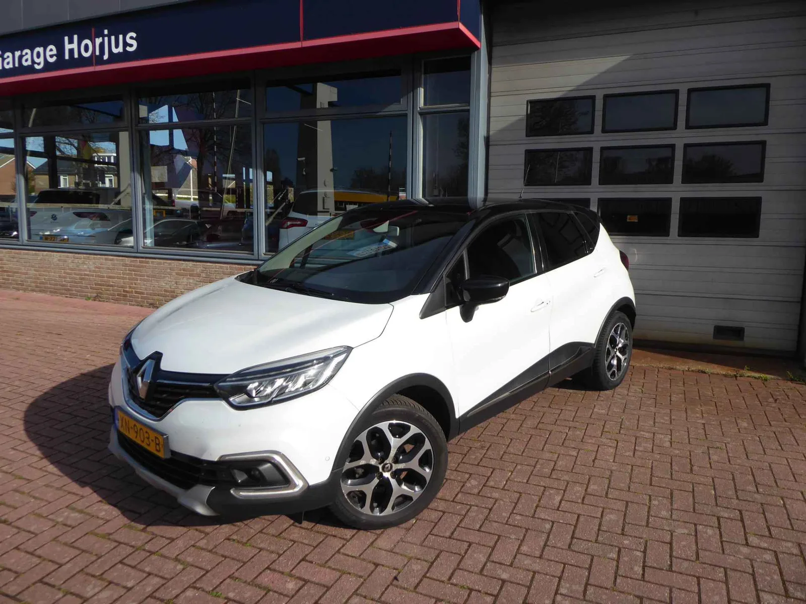 Renault Captur (2019) — foto 1