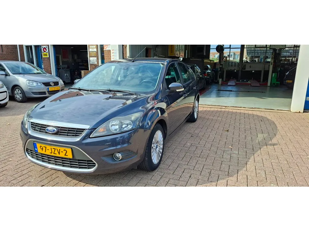 Ford Focus (2009) — foto 1