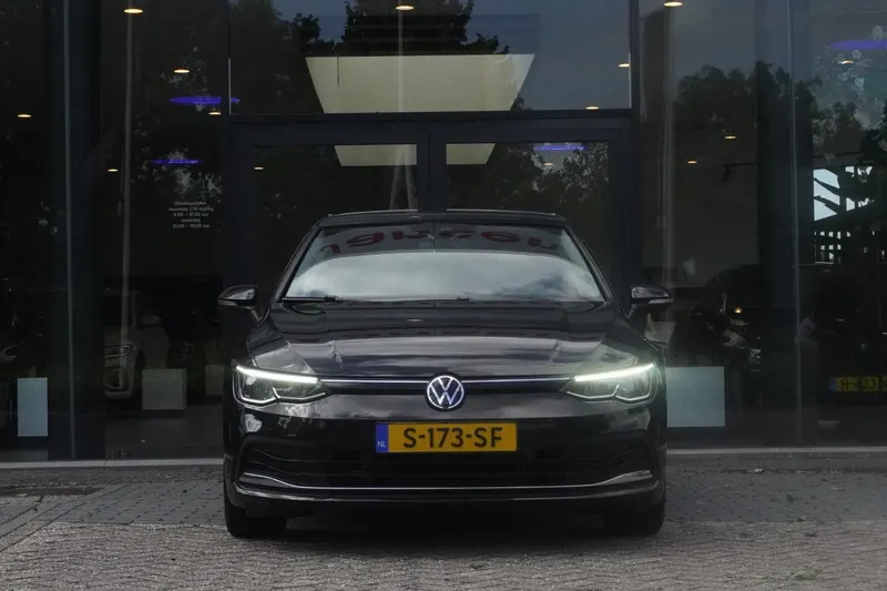 Volkswagen Golf (2021)