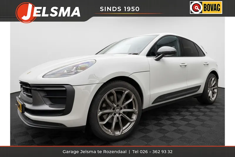 Porsche Macan (2022)