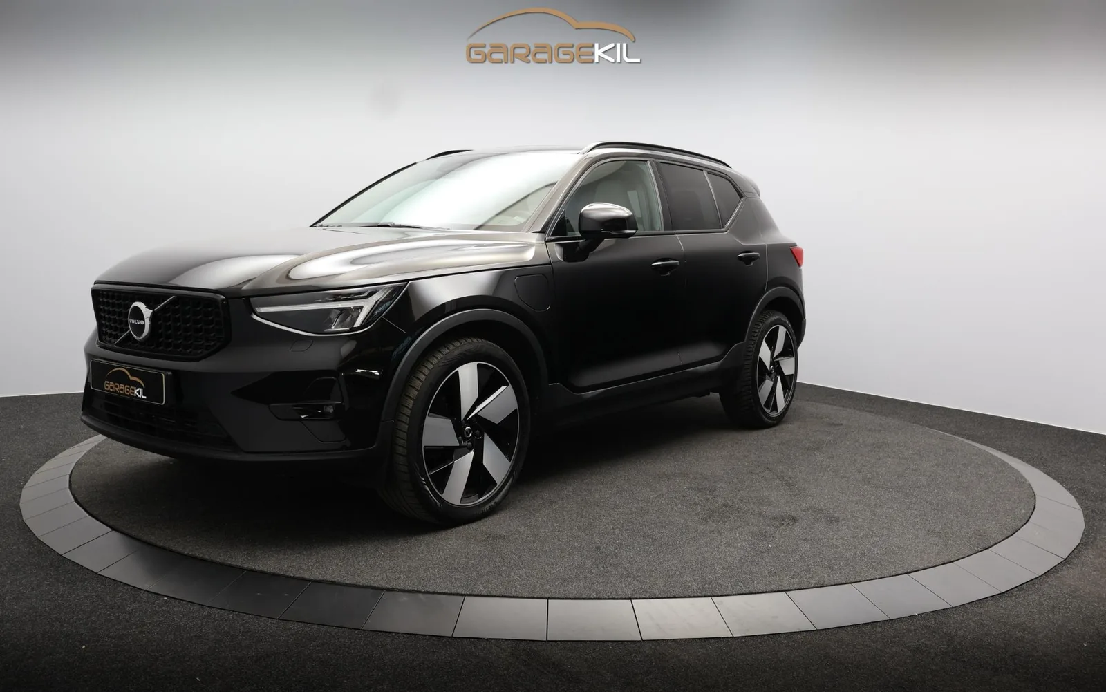Volvo XC40 (2022) — foto 1
