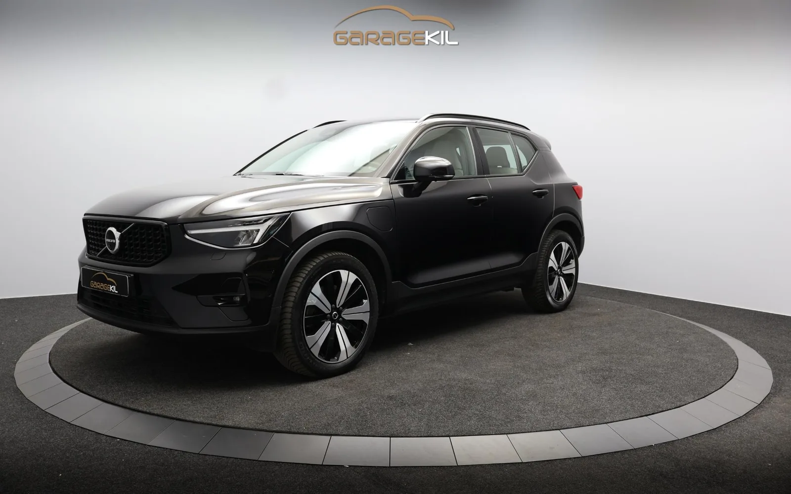 Volvo XC40 (2023) — foto 1