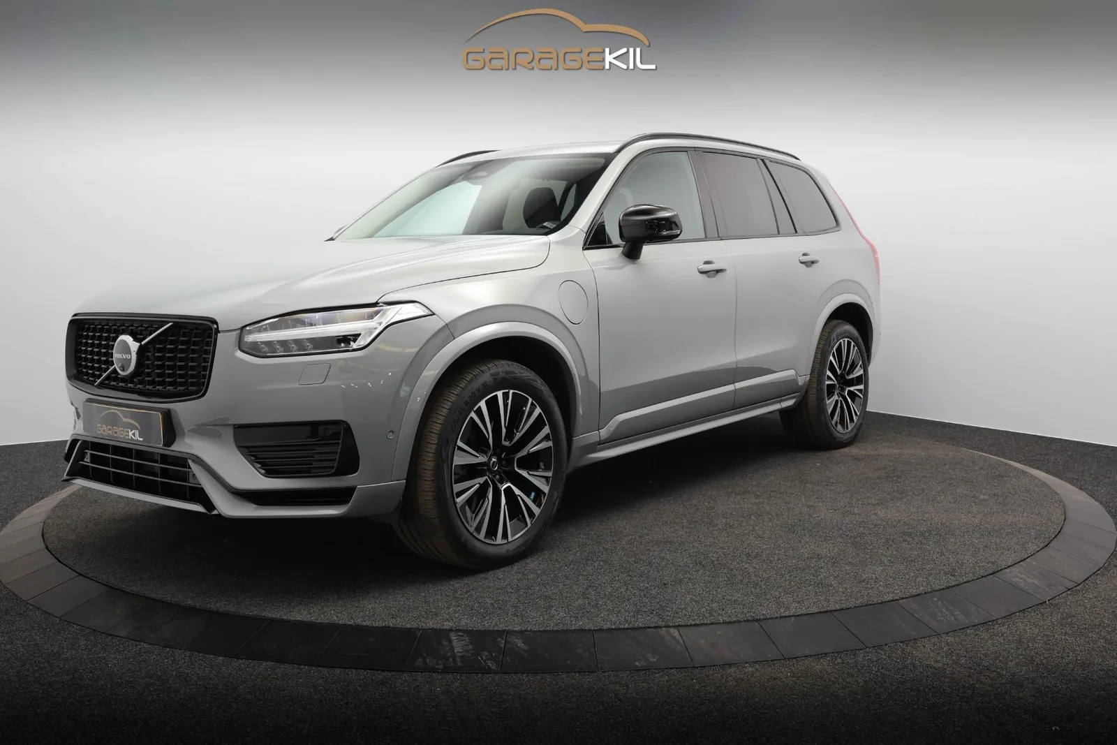 Volvo XC90 (2024) — foto 1
