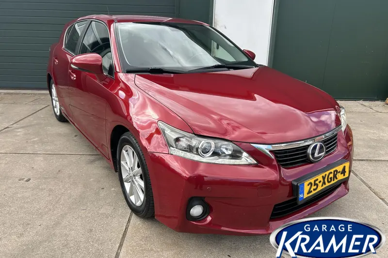 Lexus CT (2012)