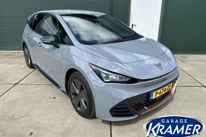CUPRA Born (2022)