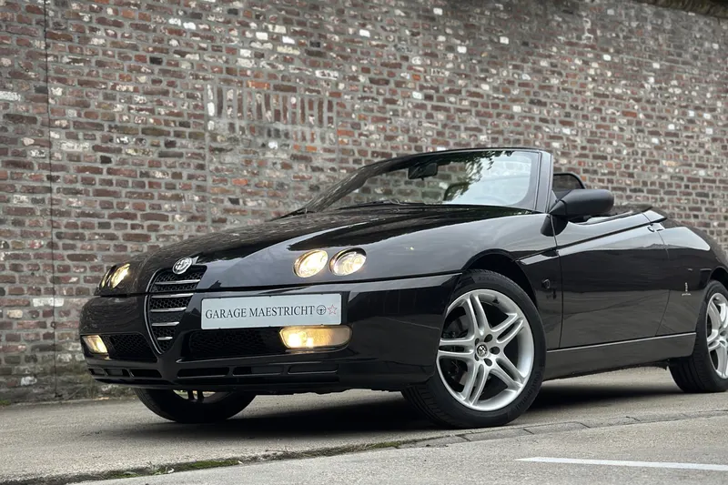 Alfa Romeo Spider (2003)
