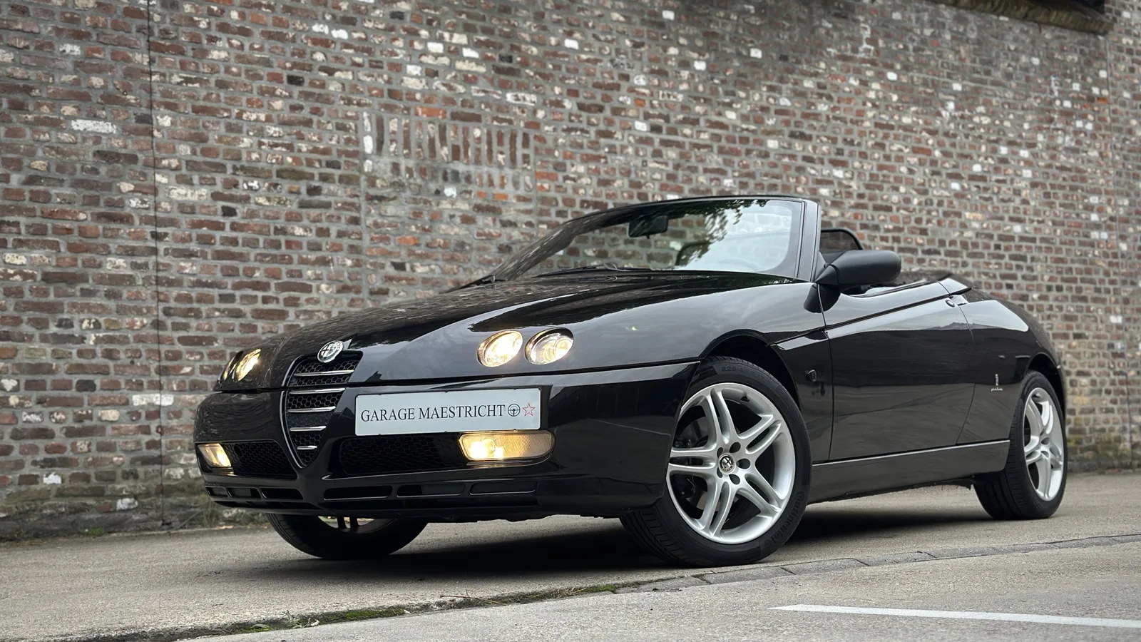 Alfa Romeo Spider (2003) — foto 1