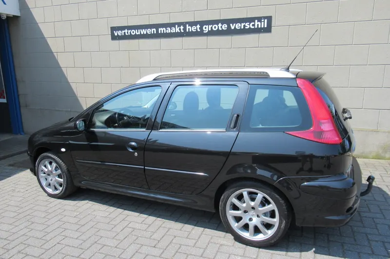 Peugeot 206 (2004)