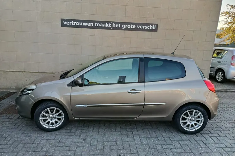 Renault Clio (2012)