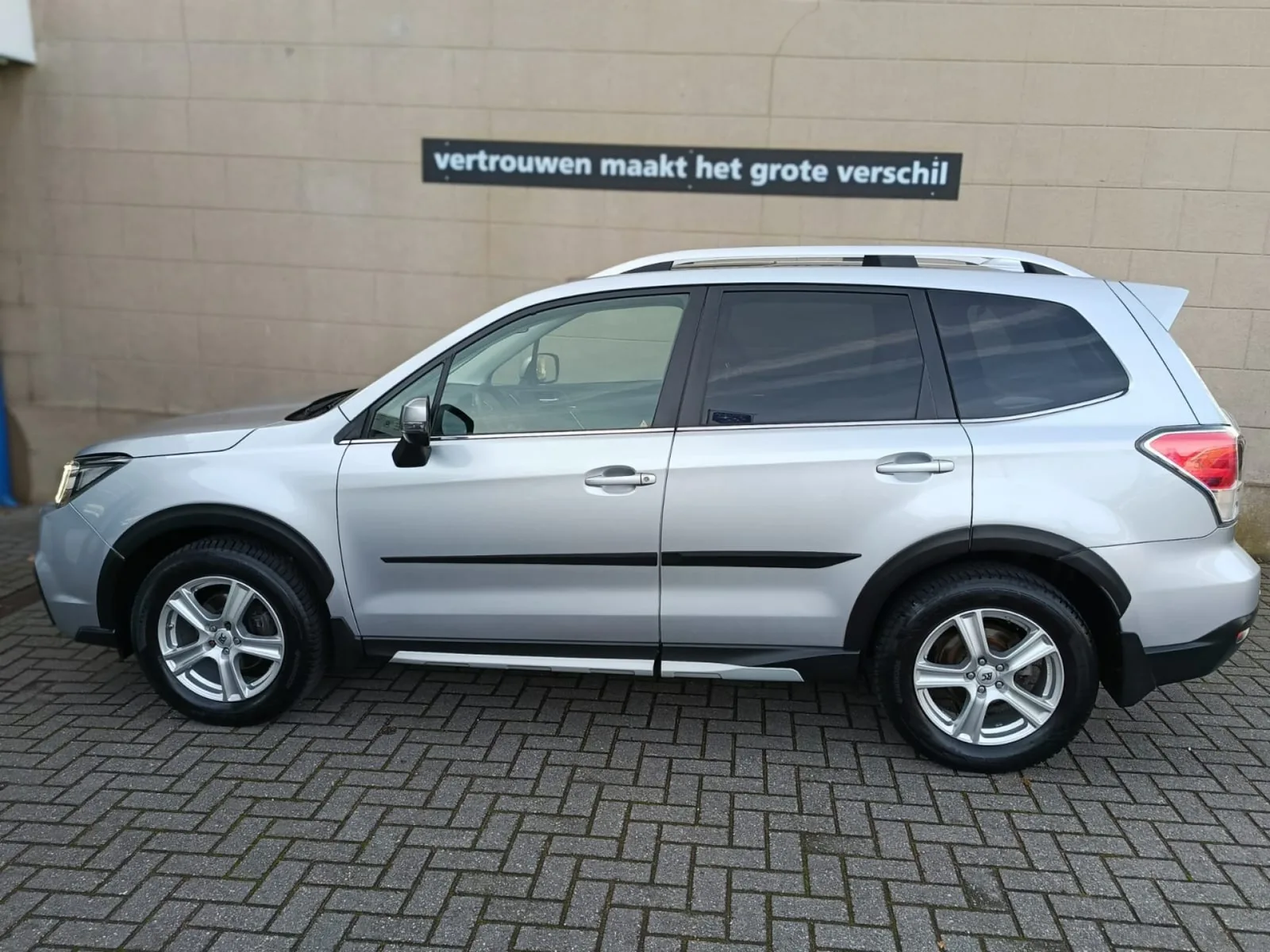 Subaru Forester (2016) — foto 1