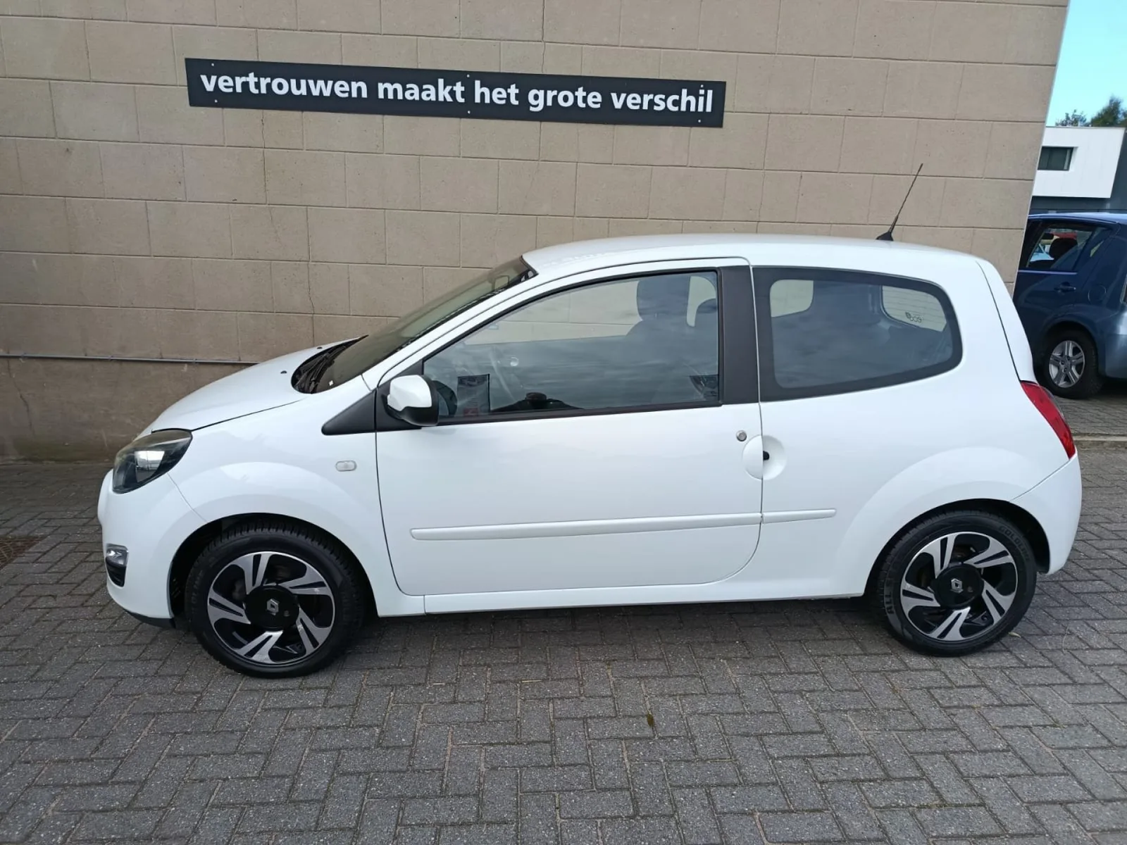 Renault Twingo (2014) — foto 1