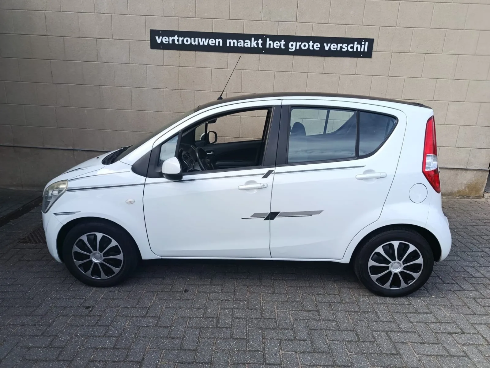 Suzuki Splash (2012) — foto 1