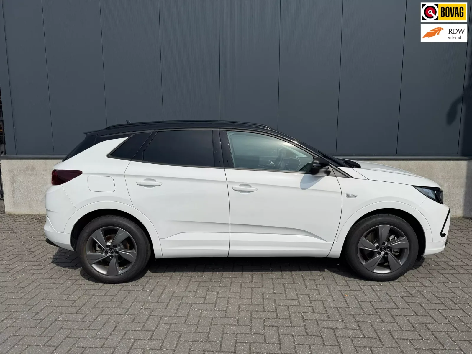 Opel Grandland (2023) — foto 1
