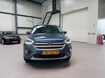Ford Kuga (2018) — foto 1
