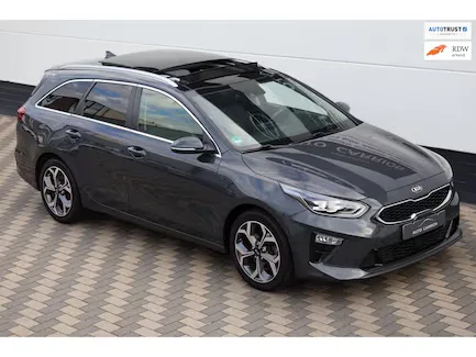 Kia Ceed (2018) — foto 1