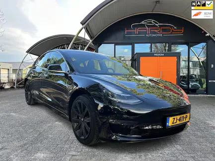 Tesla Model 3 (2019) — foto 1