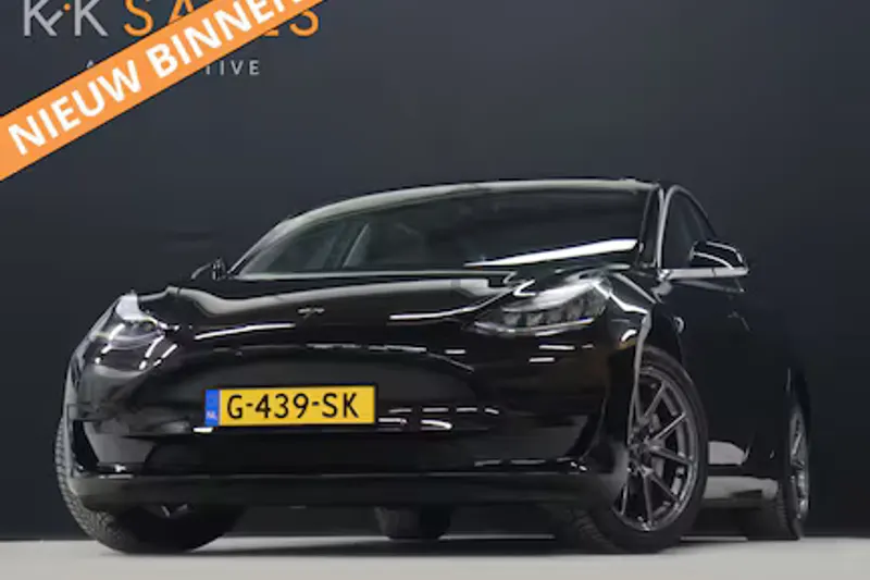 Tesla Model 3 (2019)