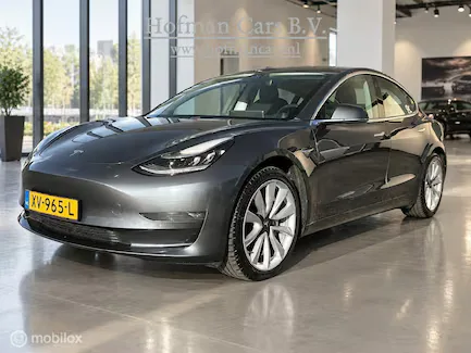 Tesla Model 3 (2019) — foto 1