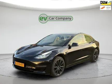 Tesla Model 3 (2020) — foto 1
