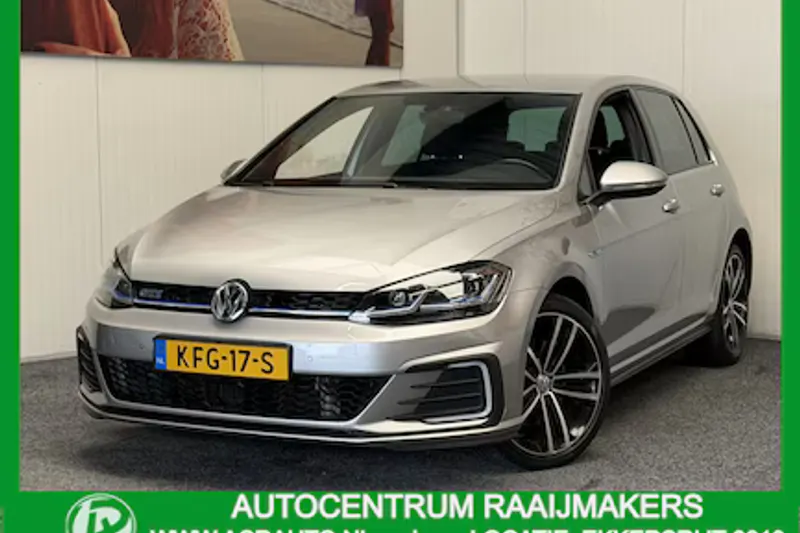Volkswagen Golf (2020)
