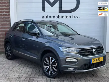 Volkswagen T-Roc (2019) — foto 1