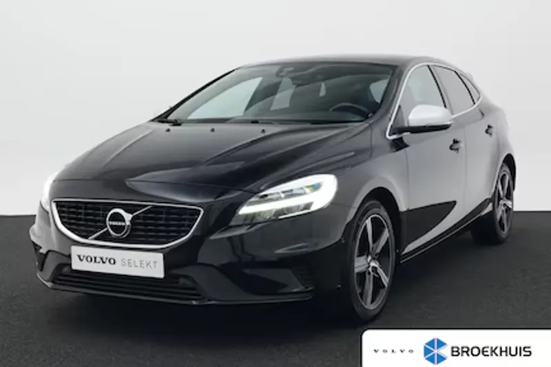 Volvo V40 (2020)