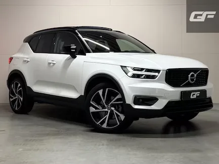 Volvo XC40 (2018) — foto 1