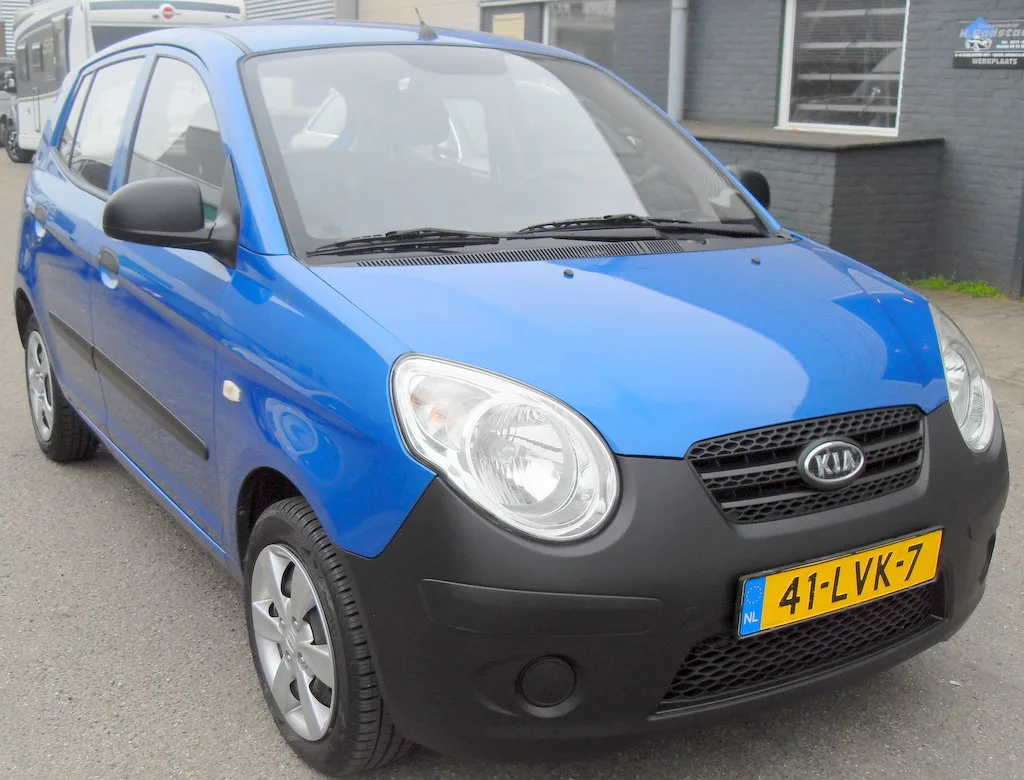 Kia Picanto (2010) — foto 1