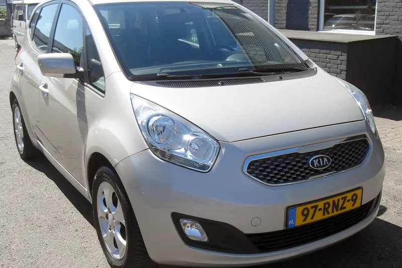 Kia Venga (2011)