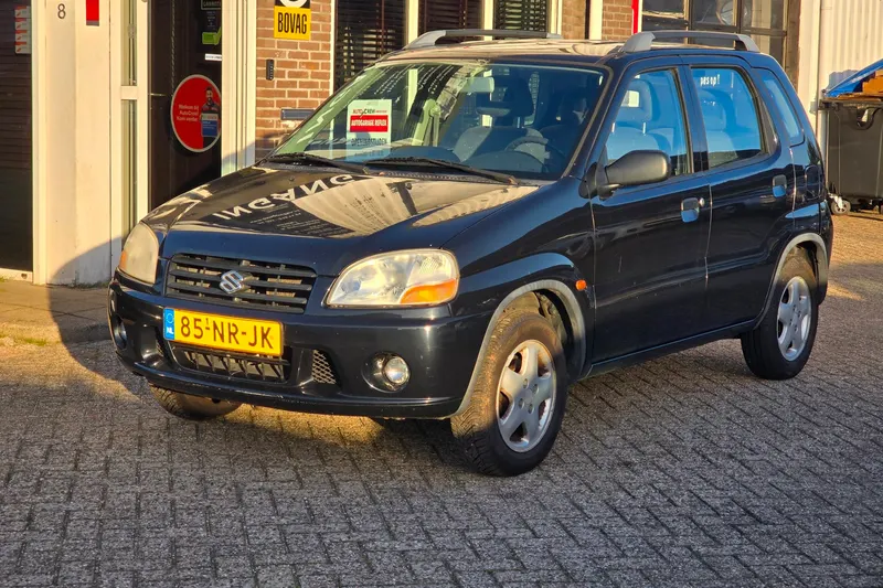 Suzuki Ignis (2004)