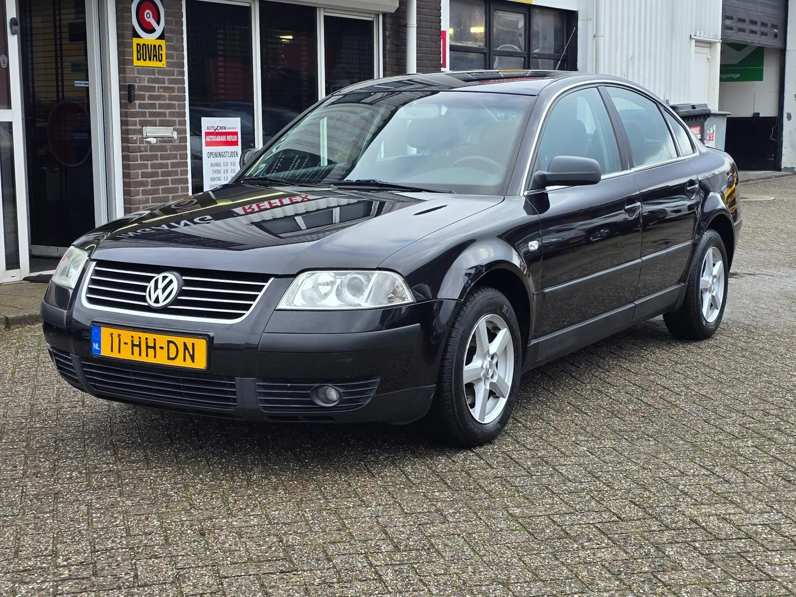 Volkswagen Passat (2001) — foto 1