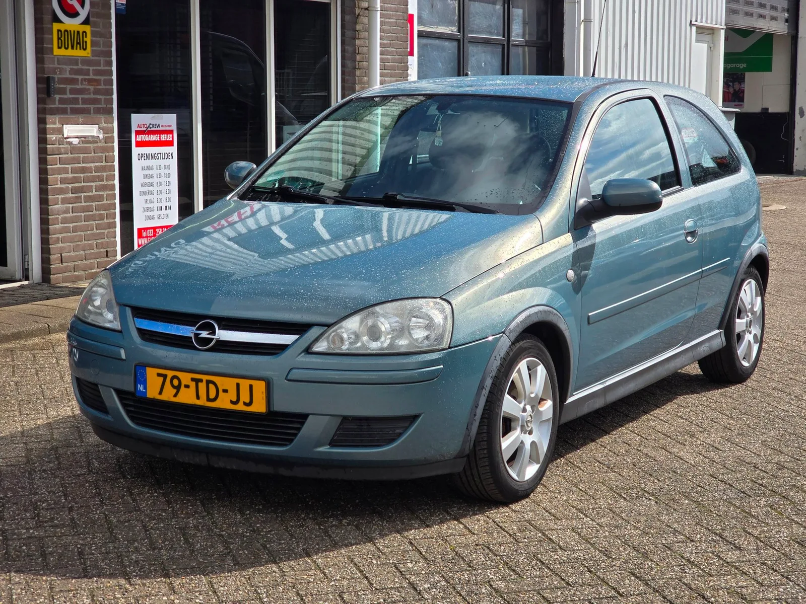 Opel Corsa (2006) — foto 1