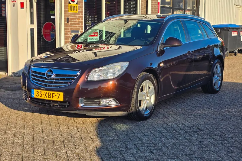 Opel Insignia (2012)