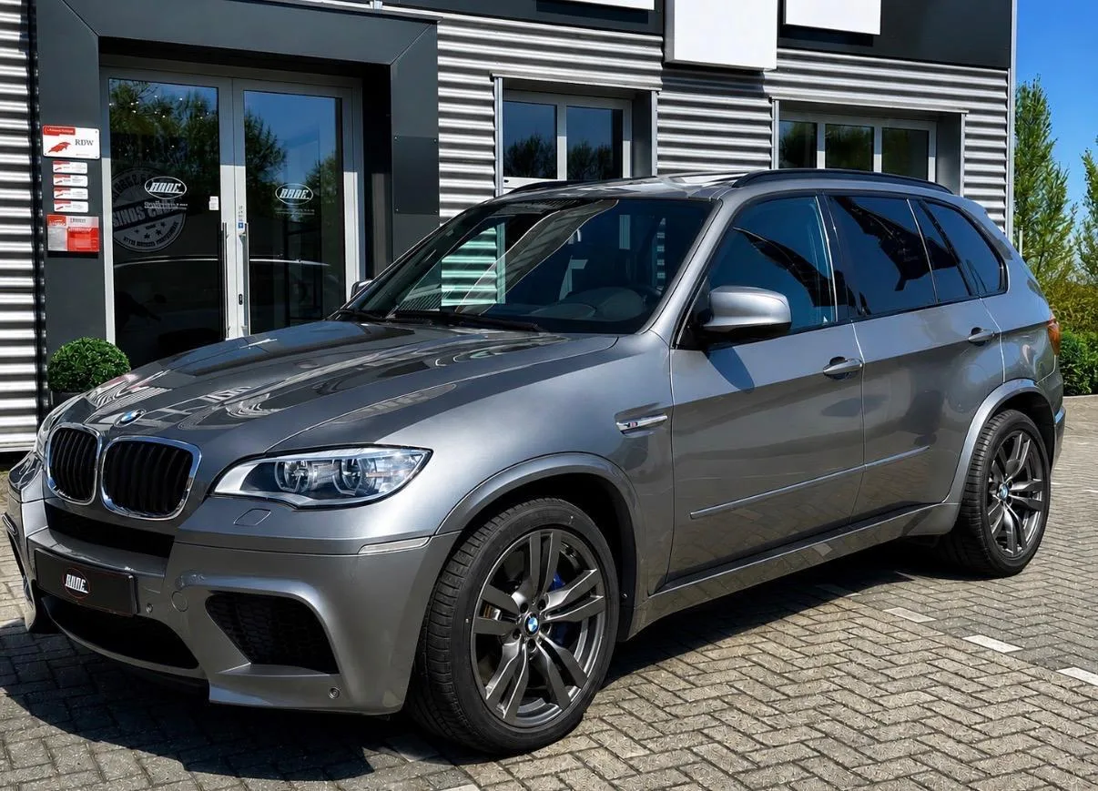 BMW X5 (2013) — foto 1