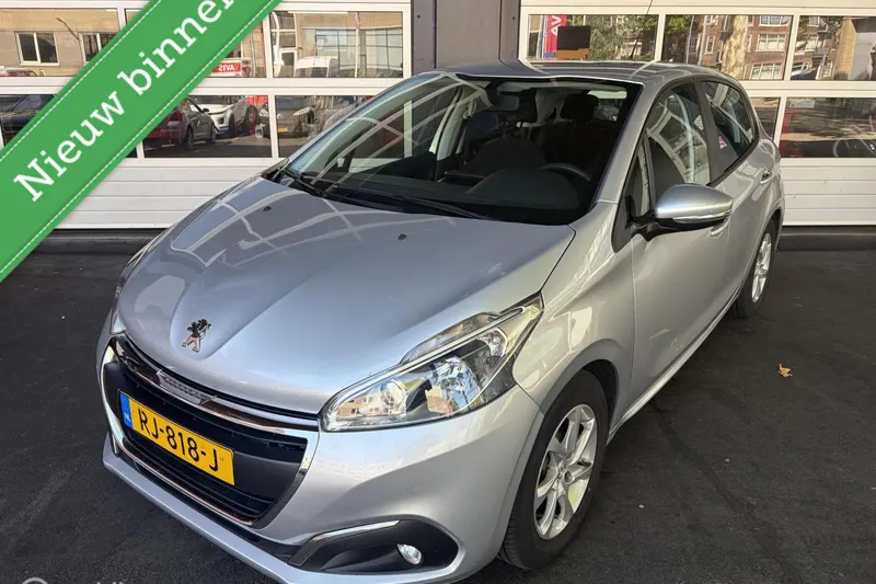 Peugeot 208 (2017)