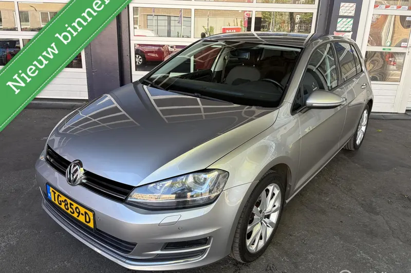 Volkswagen Golf (2014)